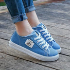 LUMI | ESSENTIAL ALL-SEASON CANVAS FLAT SNEAKERS