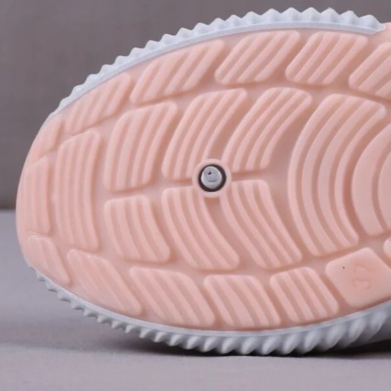 SADIE™ MESH FOOT PROTECTION ORTHOPEDIC SNEAKERS